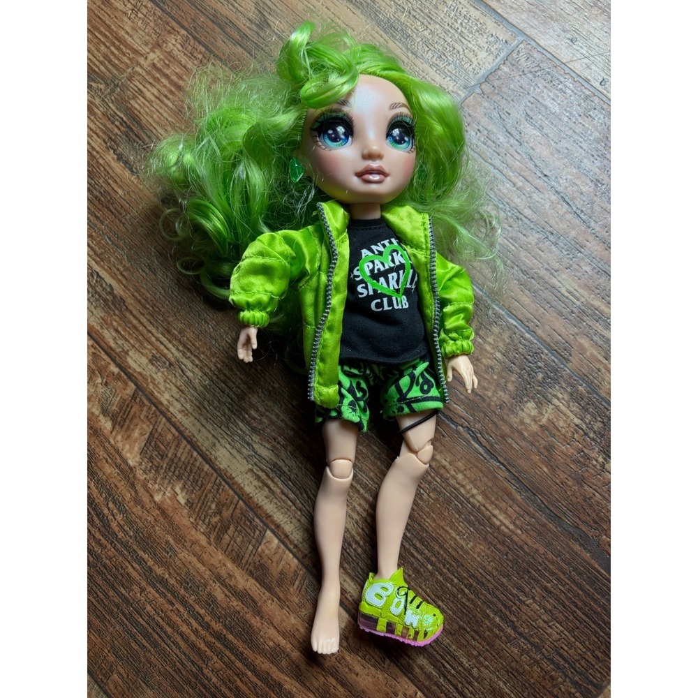 Rainbow High Doll Series 1 Jade Hunter Green Articulated Fashion Doll